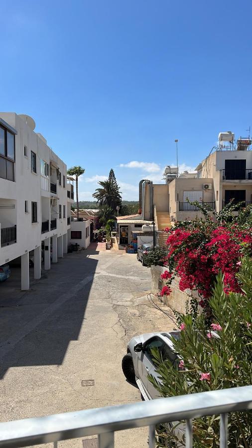 Taniandres Apartments Paralimni Exteriér fotografie